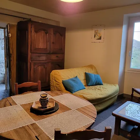 Lou Clapas Dom wakacyjny *