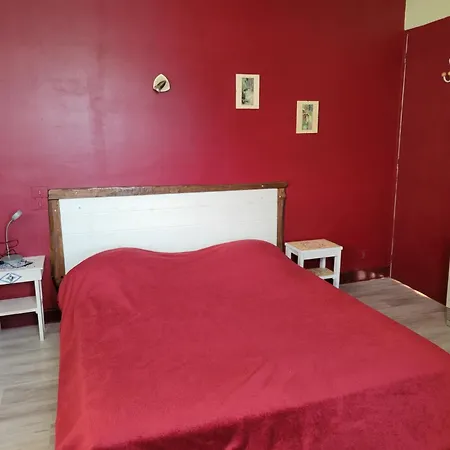 Lou Clapas Casa de Férias *