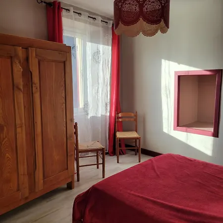 Lou Clapas Casa de Férias