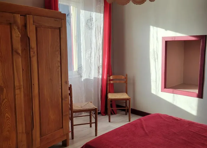 Lou Clapas بيت للعطل